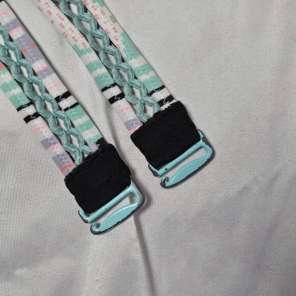 Victoria's Secret Bra 32C Black with festive Trim pre-owned - Picture 5 of 9